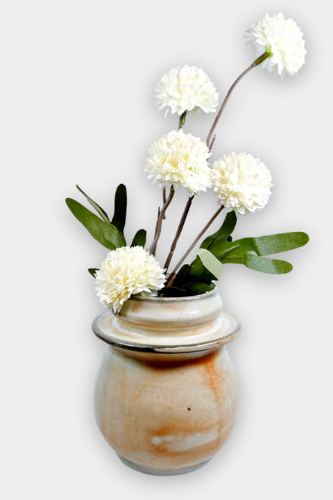 shino bud vase