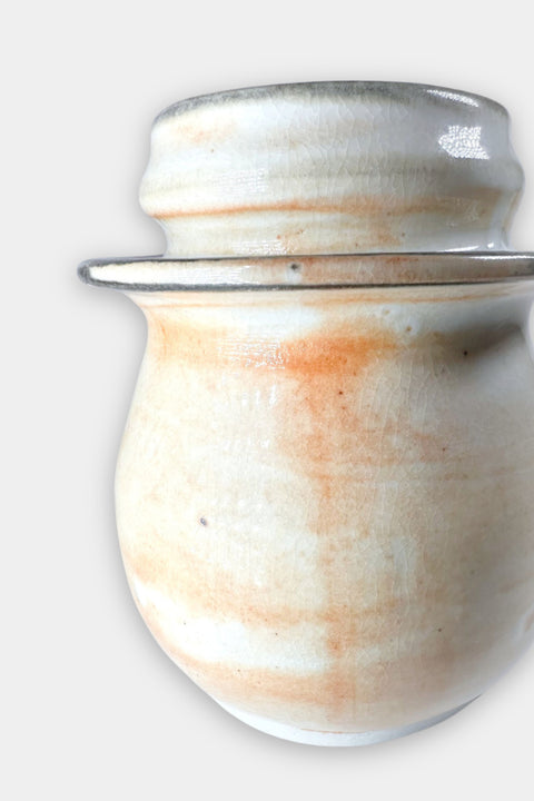 shino bud vase